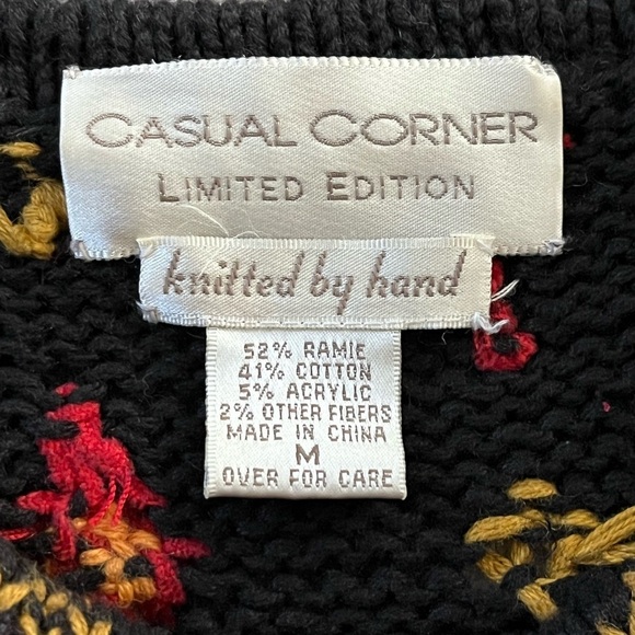 Casual Corner Limited Edition Vintage Hand Knit Allover Embroidered Sweater M - Picture 9 of 12